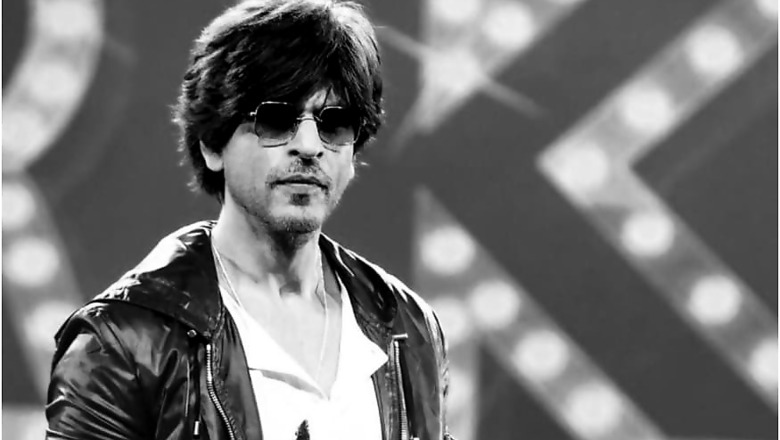 Fan Asks Shah Rukh Khan the Rent of a Room in Mannat, Superstar Quotes This Price