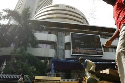 Investor Wealth Plunges Rs 2.55 Lakh Crore as Stocks Crash Amid Concerns of Economic Crisis