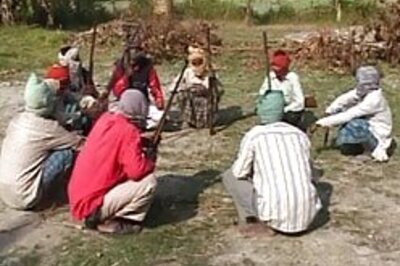 Govt promises talks if Maoists end violence