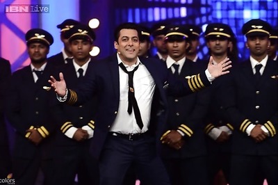 Bigg Boss 8: Salman Khan takes selfies, forms secret societies on the opening night of the show