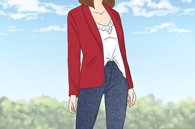 How to Wear a Red Blazer