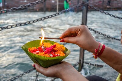 Aaj Ka Panchang, July 19, 2021: Check Out Tithi, Shubh Muhurat, Rahu Kaal and Other Details for Monday