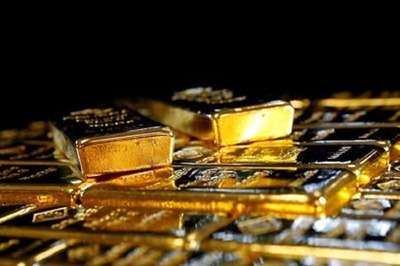 Gold Prices See ​Marginal Decline Today, Silver on the Rise