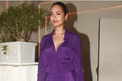 Oops! Esha Gupta Loses Balances, Almost FALLS While Posing For Photos; Video Goes Viral