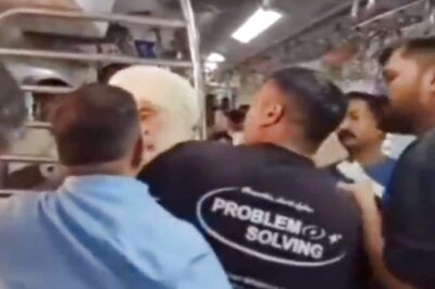Passenger Assaults Mumbai Ticket Inspector After Fine For Invalid Ticket | Video