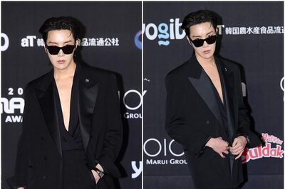 J-Hope Serves Killer Looks on MAMA 2022 Red Carpet, Accepts Artist of the Year Award for BTS