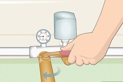 How to Fix a Leaking Shower
