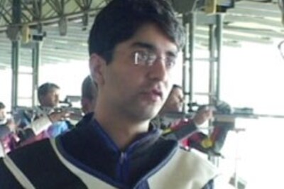 Abhinav wins gold, Olympic quota