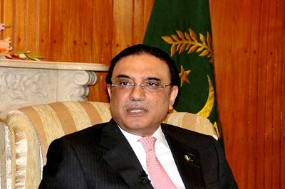 Pakistan Anti-graft Body Arrests Former President Asif Ali Zardari's Sister in Fake Accounts Case