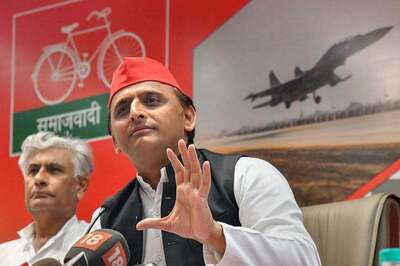 Fake News of Me 'Hitting' My Father Did Rounds of WhatsApp: Akhilesh Yadav