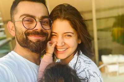 Anushka Sharma Returns To India with Son Akaay, Offers Paps a Glimpse; To Pose When Kids Not Around