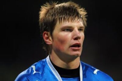  Arsenal finally sign Russian striker Arshavin
