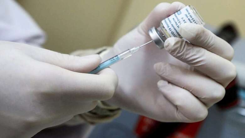 Mumbai Locals Vaccinated But Got No Certificate Due to Co-Win Glitch, Face Problems at Workplace