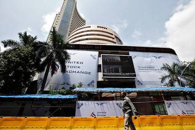 Sensex Jumps 169 Points; IT Stocks Rally Amid Positive Global Cues
