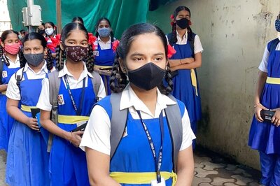 Maharashtra Reopens Schools Today, Gaikwad Asks Students to Share First Day Experience