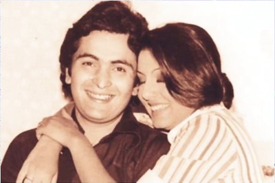 Rishi and Neetu Kapoor's Valentine Week Pic is Throwback Goals