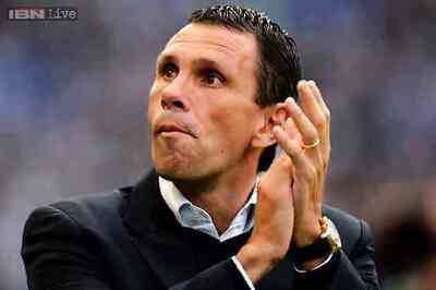 Sunderland hire Gus Poyet as manager
