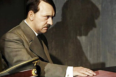 Adolf Hitler's copy of 'Mein Kampf' may fetch $100 thousand at auction