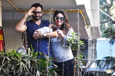 Here are Kareena Kapoor, Saif Ali Khan's First Photos With Baby Taimur As They Arrive Home