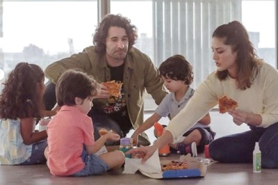 Sunny Leone Buys New House in Mumbai, Celebrates With Family Over Pizza