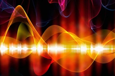 MIT Scientists Discover Heat Behaves Like Sound Waves In A 'Rare State Of Matter'