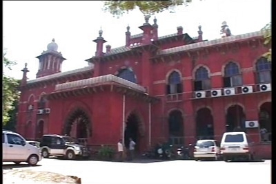 Madras HC asks Tamil Nadu to increase penalty on unauthorised hoardings