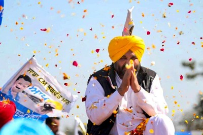Punjab Exit Polls Predict Stunning AAP-Set for Congress, Kejriwal Could Out Mann-oeuvre Cong's Channi Play