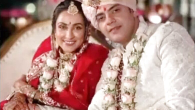 Cyrus Sahukar Ties the Knot with Longtime Girlfriend Vaishali Malahara in Dreamy Wedding; See Pics
