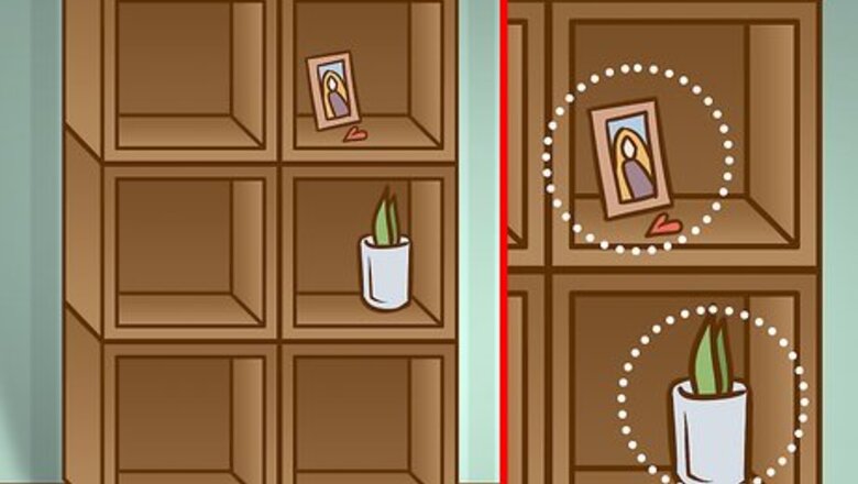 How to Decorate a Bookshelf