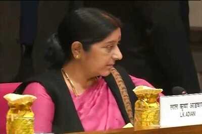 Sushma Swaraj holds talks with Turkmen counterpart on TAPI