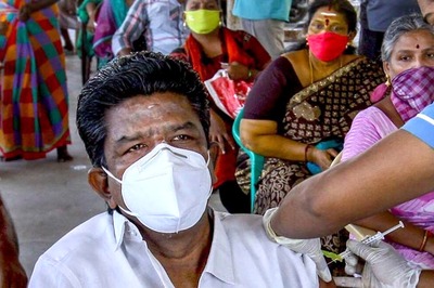 Gujarat Govt Suspends Covid-19 Vaccination on Aug 22 for Raksha Bandhan