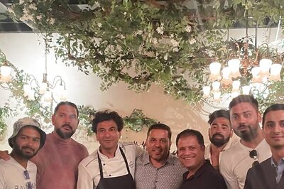 Rishabh Pant, Mohd Siraj and Avesh Khan Spotted With Yuvraj Singh at Vikas Khanna's Michelin Star Restaurant in NYC
