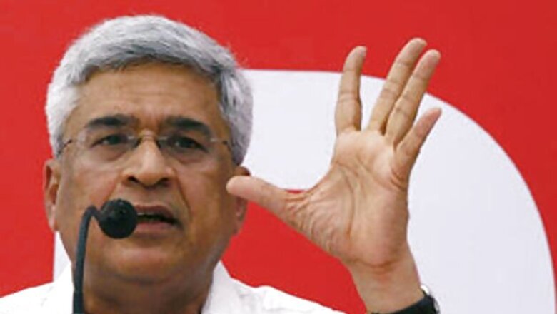 CPM hopeful of non-Congress, non-BJP government, says Prakash Karat