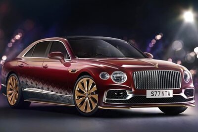 Bentley 'Reindeer Eight' Special Christmas Model Unveiled to Celebrate 2020 Coming to an End