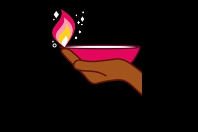 Facebook Brings Diwali Avatars and Personalised Greetings A Day After Twitter Added Diwali Emoji