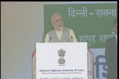 Modi asks Congress to take New Year's resolution to let Parliament function