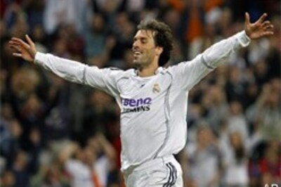 Real Madrid advance, Man United lose