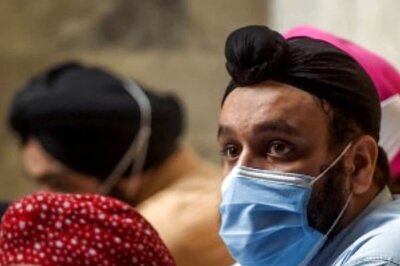 Pakistan High Commission Issues 3,000 Visas to Indian Sikh Pilgrims on Eve of Guru Nanak Dev Birth Anniv