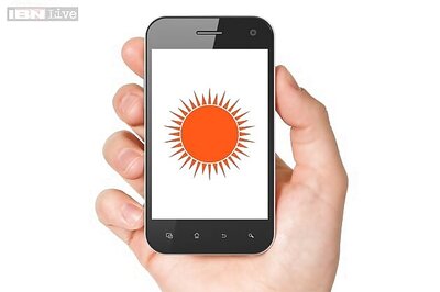 A 'smart' plastic that can prevent electronic devices from overheating