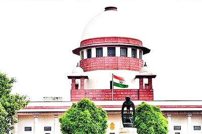 No Specific Provision Under CrPC Which Requires Probe Agency to File Charge Sheet in Language of Court: SC