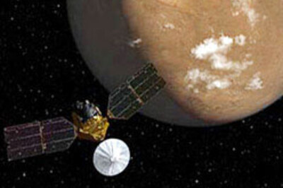 Want to go to space? This channel offers you the moon