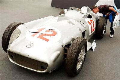 Fangio's F1 Mercedes fetches $29.6m at UK auction