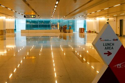 'Carrying Bomb' Written on Baggage Lands Kashmiri Girl in Detention at Delhi Airport