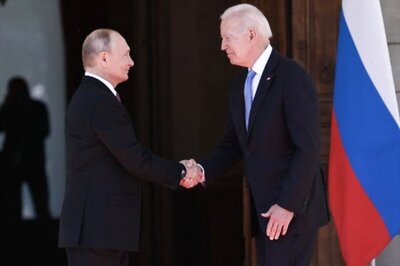 Sparking 'Etiquette Rules' Debate After Meeting Queen with Sunglasses, Biden's Fave Aviators Now with Putin