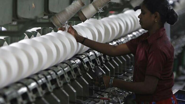 Many women want to quit jobs due to gender bias, odd hours, says Assocham