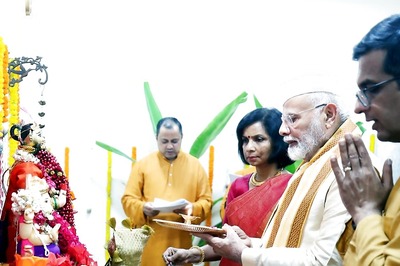 'Previous PMs Would Host Iftar Parties And...': BJP Hits Back as Opposition Questions PM Modi's Presence at CJI's Ganpati Celebrations