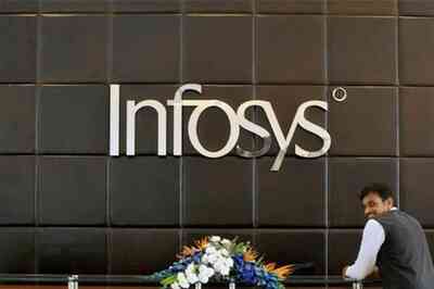 Infosys Shares Tanks 10% After FY24 Revenue Guidance Revised; Buy, Sell, or Hold?