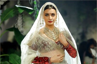 Dia Mirza Looks Like A Royal Bride In Anju Modi Ensemble At ICW 2017 Day 4