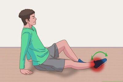 How to Stretch a Pulled Calf Muscle