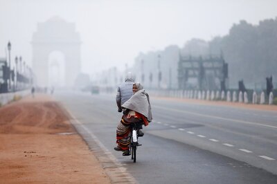 Cold Wave Sweeps Delhi, Minimum Temp Dips to 3.4 Degrees C; Winters May Intensify Post Dec 26